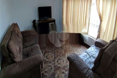 Sobrado à venda com 4 quartos, sendo 1 suíte, em Vila Constança, São Paulo, SP