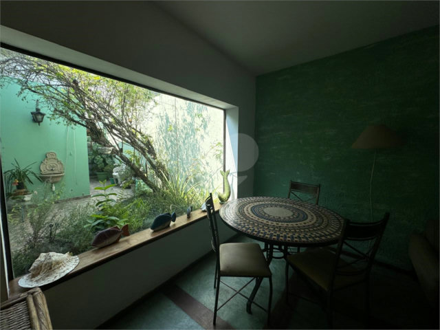 Casa à venda com 4 quartos, sendo 2 suítes,  em Jardim São Bento, São Paulo, SP