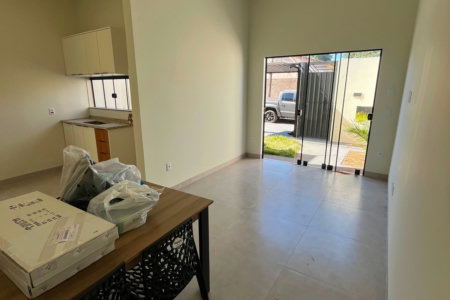 Casa à venda com 2 quartos, sendo 1 suíte,  em Vila Nova, Três Lagoas, MS