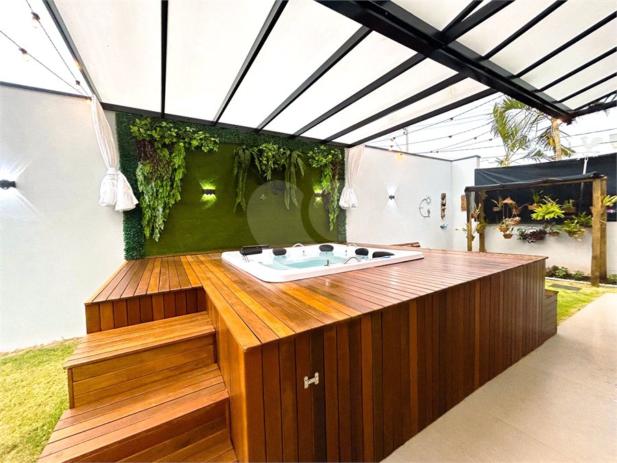Casa à venda ou para alugar com 3 suítes no condomínio Residencial Central Parque, Salto - SP