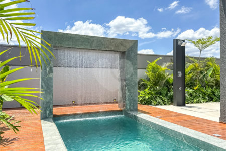 Casa à venda com 3 suítes no condomínio Villa dos Pinheiros, Indaiatuba - SP
