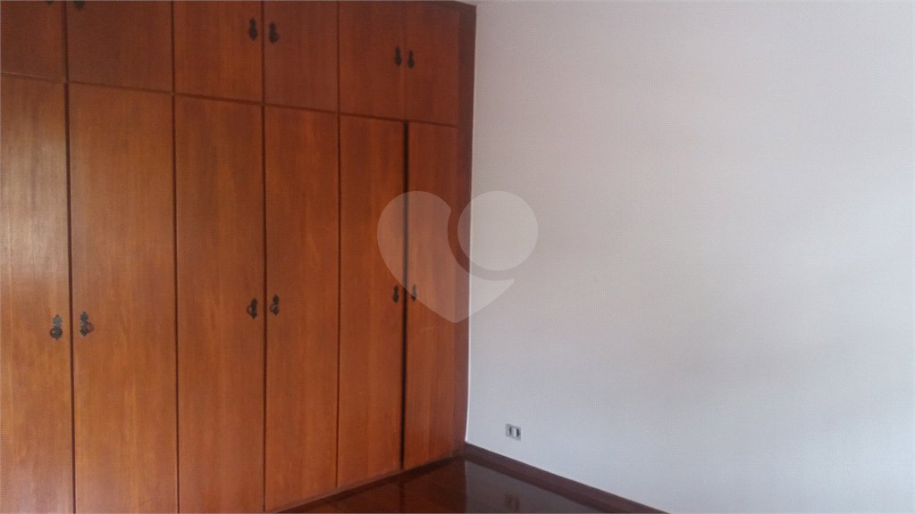 Sobrado à venda com 3 quartos, sendo 1 suíte, em Horto, São Paulo, SP