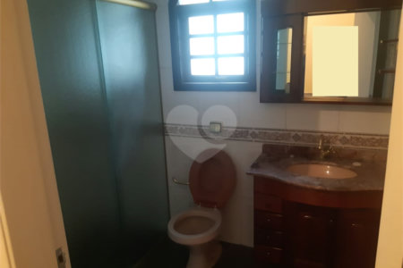 Casa à venda com 2 quartos em Vila Galvão, Guarulhos, SP