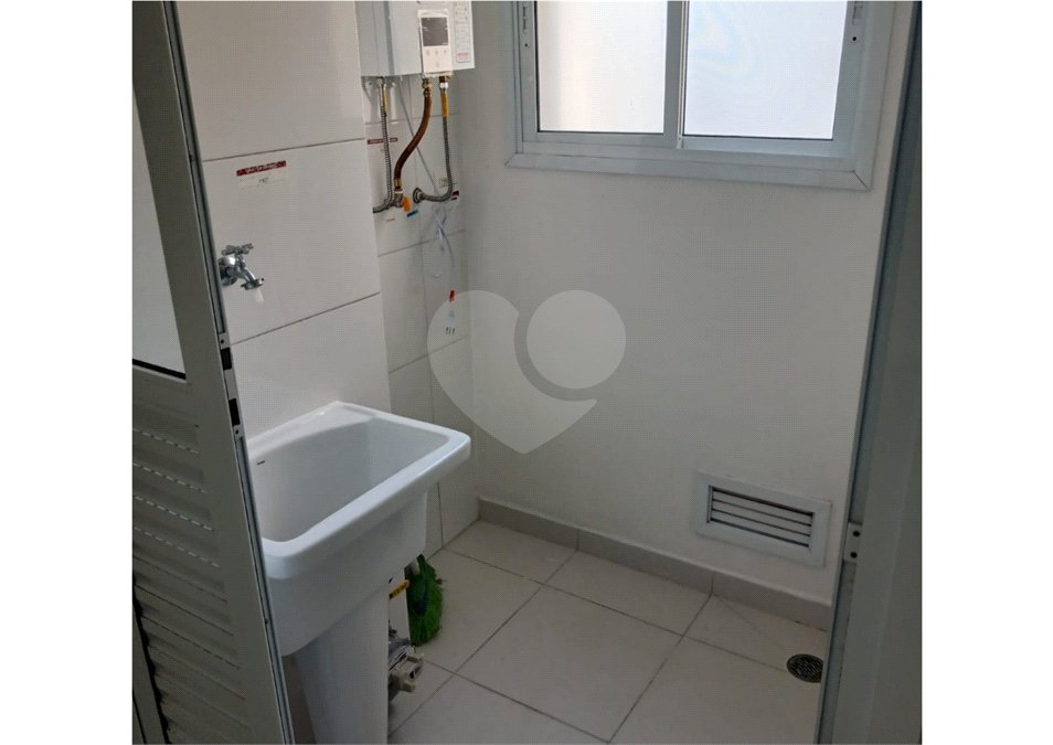 Apartamento para alugar com 2 quartos, sendo 1 suíte,  em Vila Andrade, São Paulo, SP