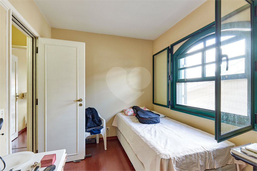 Sobrado à venda com 3 quartos, sendo 1 suíte, em Jardim Prudência, São Paulo, SP