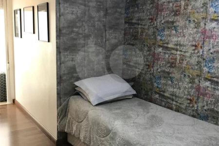 Apartamento à venda com 4 quartos, sendo 2 suítes, em Bosque da Saúde, São Paulo, SP