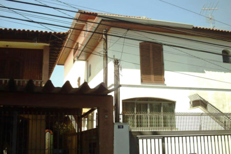 Casa à venda com 4 quartos, sendo 2 suítes, em Jardim Pinheiros, São Paulo, SP