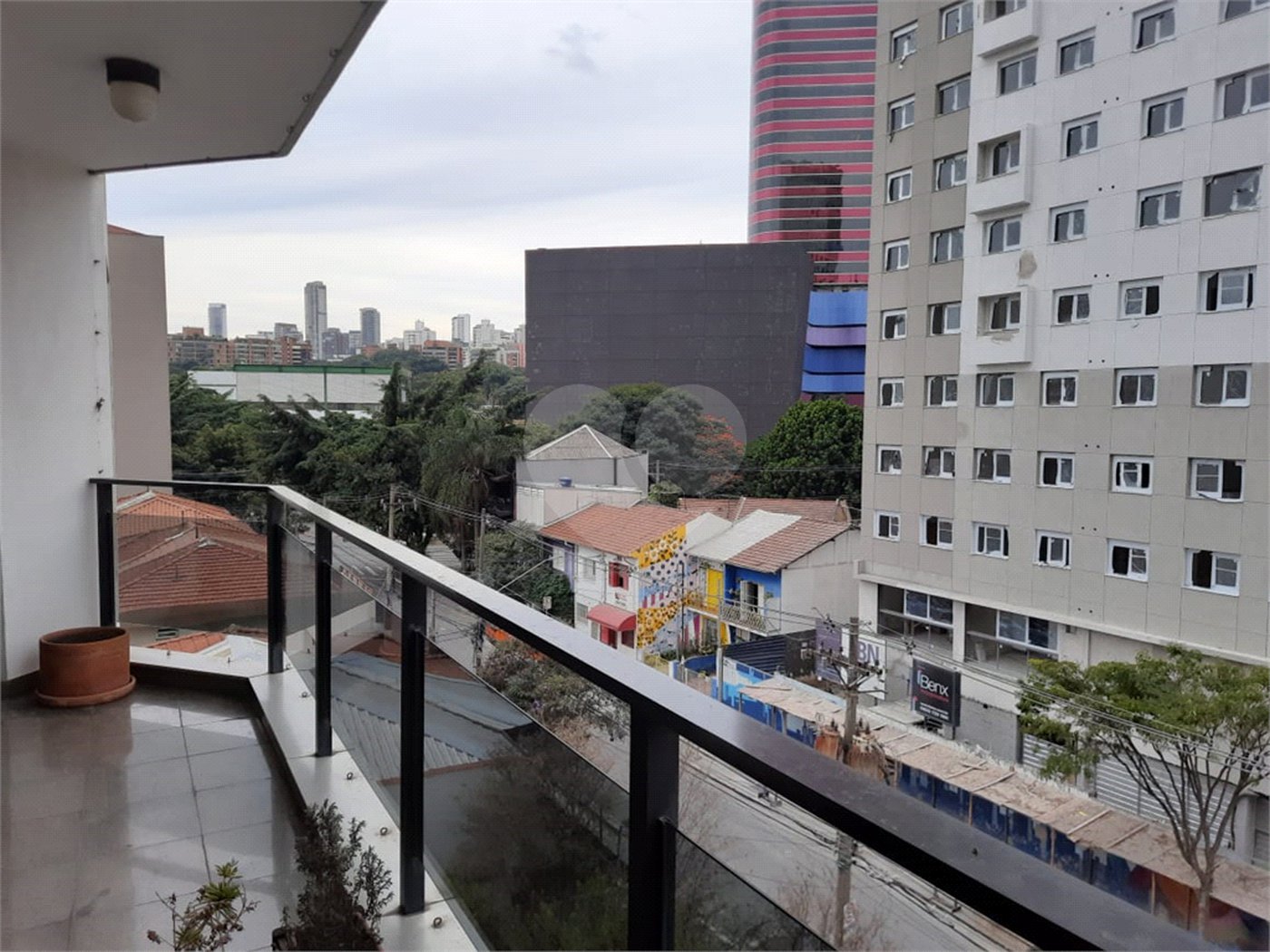 Apartamento à venda com 3 suítes em Pinheiros, São Paulo, SP