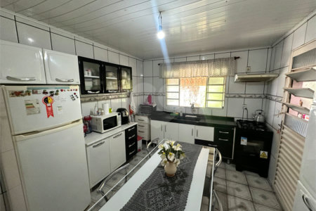 Casa à venda com 3 quartos, sendo 1 suíte, em Jardim Colonial, Atibaia, SP