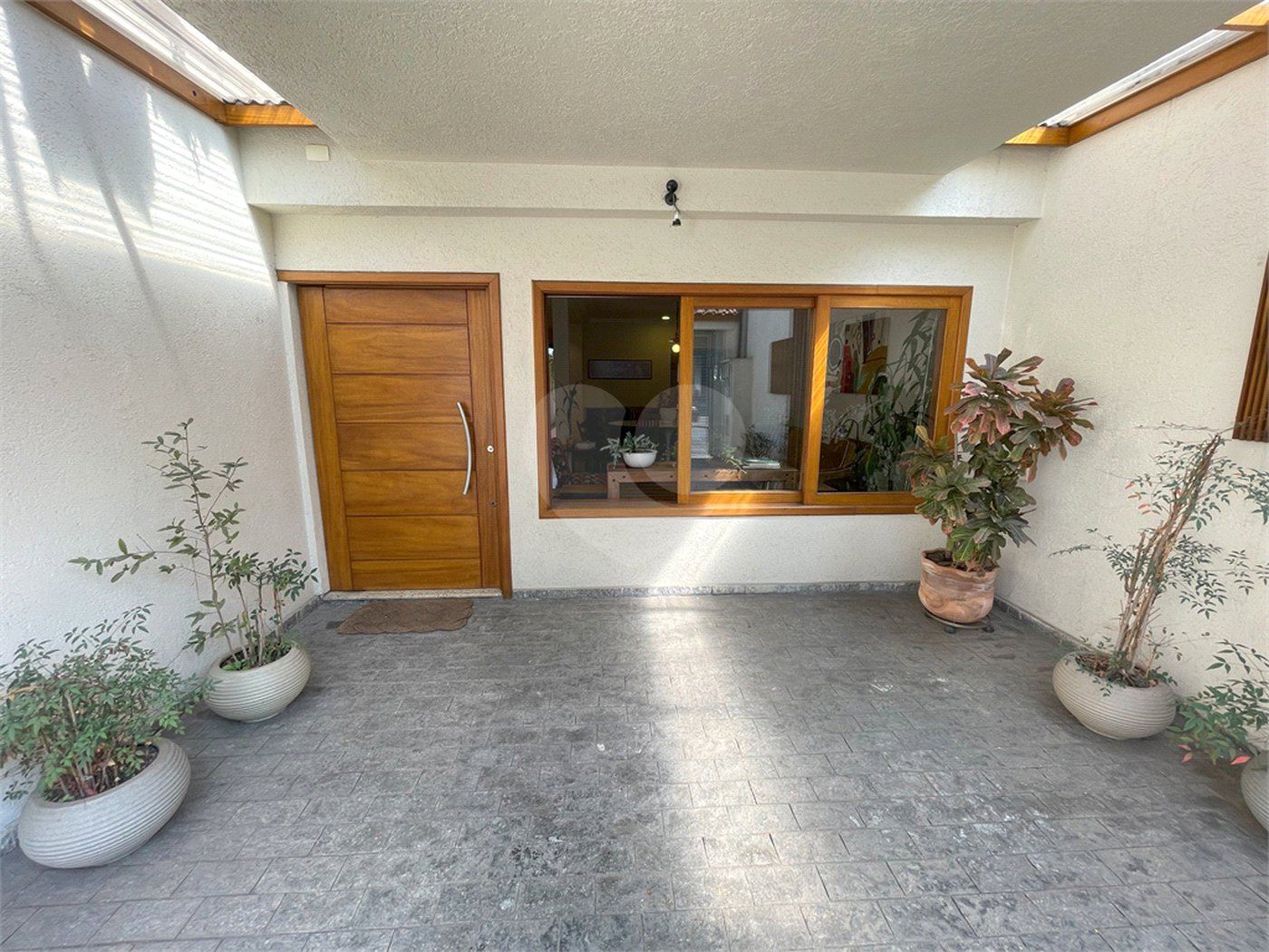 Casa à venda com 3 suítes em Santo Amaro, São Paulo, SP