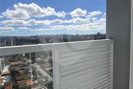 Apartamento à venda com 3 quartos, sendo 1 suíte, em Vila Helena, Atibaia, SP