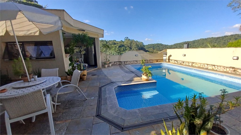 Casa à venda com 3 suítes em Tucuruvi, São Paulo, SP