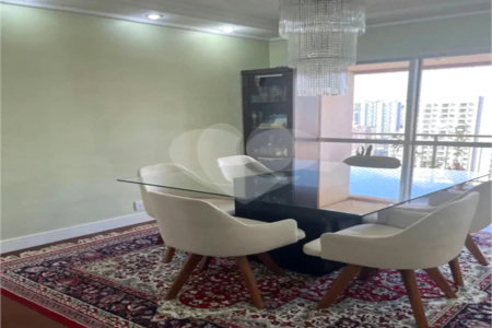 Apartamento à venda com 3 quartos, sendo 1 suíte,  em Parque Imperial, São Paulo, SP