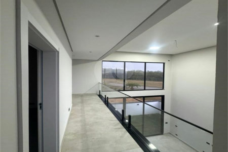 Casa à venda com 4 quartos, sendo 3 suítes,  no condomínio Alphaville Castelo, Itu - SP