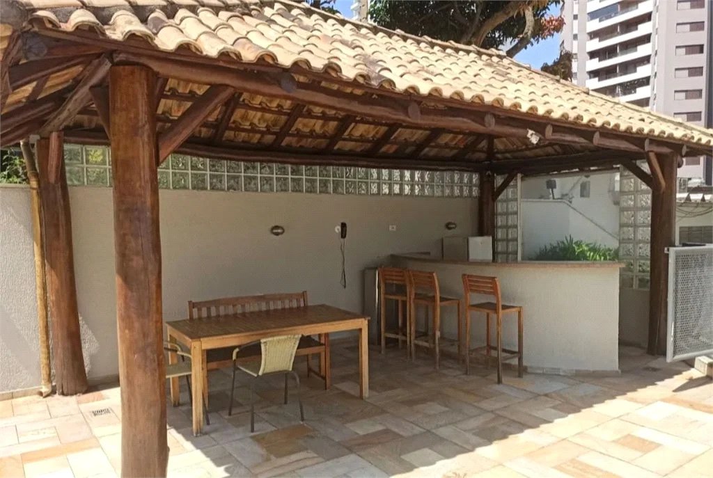 Apartamento à venda com 3 quartos, sendo 1 suíte, em Vila Hamburguesa, São Paulo, SP