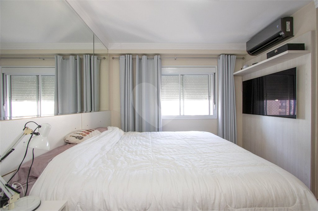 Apartamento à venda com 4 quartos, sendo 3 suítes,  em Vila Romana, São Paulo, SP