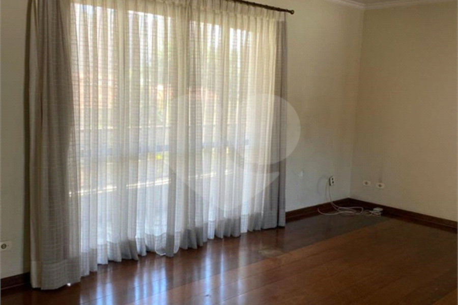 Apartamento à venda com 3 quartos, sendo 1 suíte, em Vila Clementino, São Paulo, SP