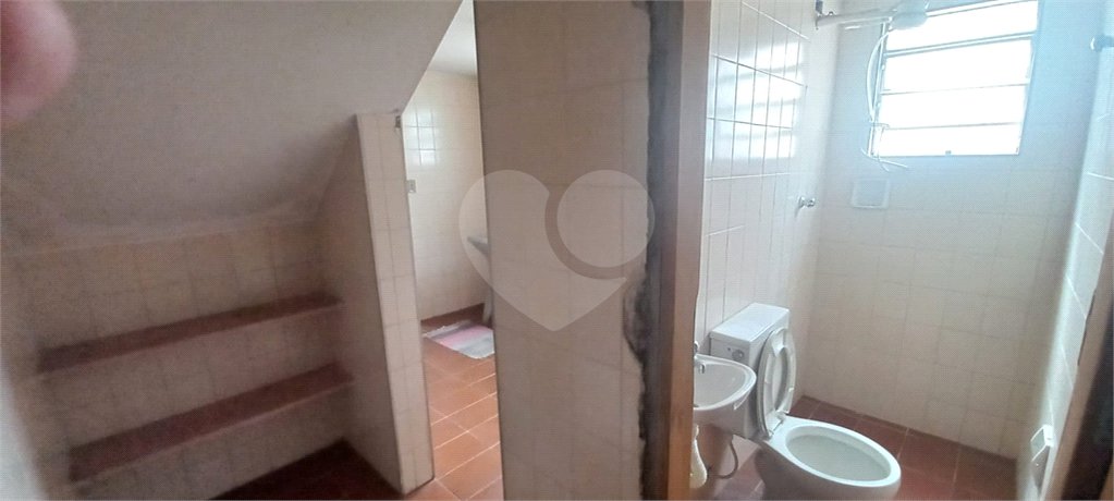 Casa Térrea à venda com 4 quartos, sendo 3 suítes, em Vila Galvão, Guarulhos, SP