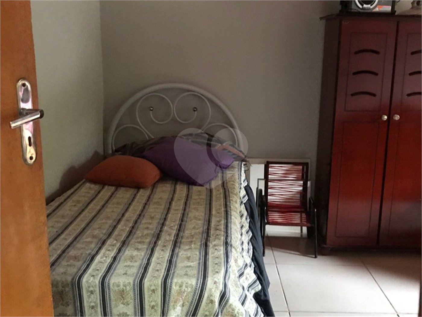 Chácara à venda com 3 quartos, sendo 2 suítes,  em Jardim Mirantes de Ipanema, Araçoiaba da Serra, SP