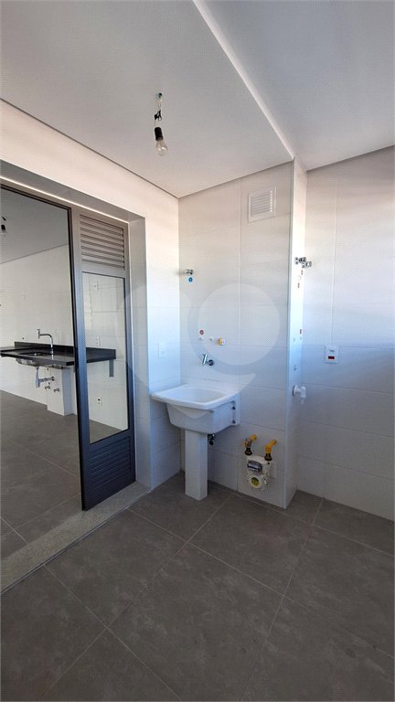 Apartamento à venda com 3 suítes em Vila Romana, São Paulo, SP