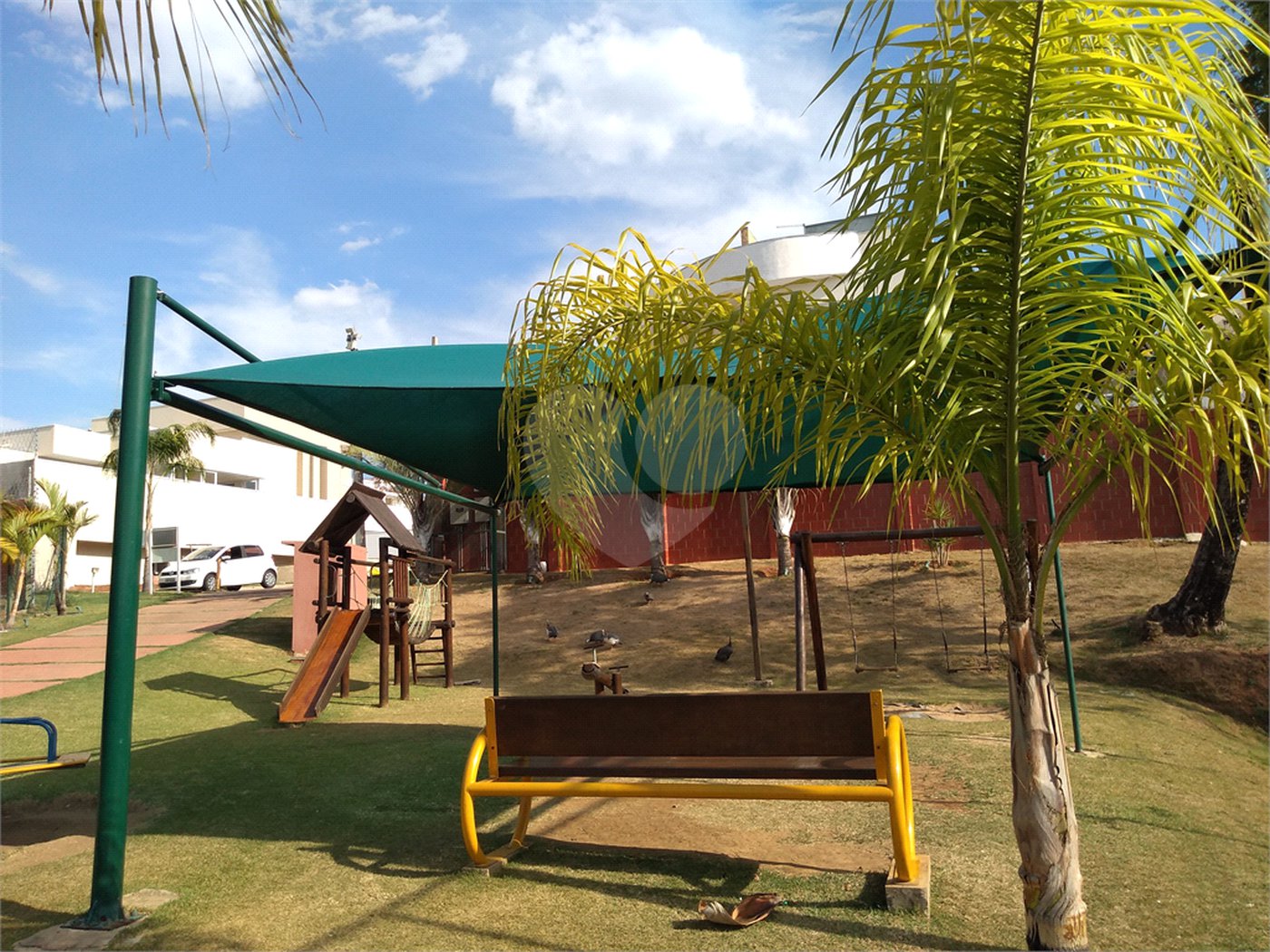 Casa à venda com 3 quartos, sendo 1 suíte, no condomínio Golden Park Residence II, Sorocaba - SP