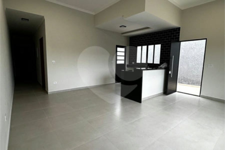 Casa Térrea à venda com 3 quartos, sendo 1 suíte, em Residencial Jardins da Catalunha, Atibaia, SP
