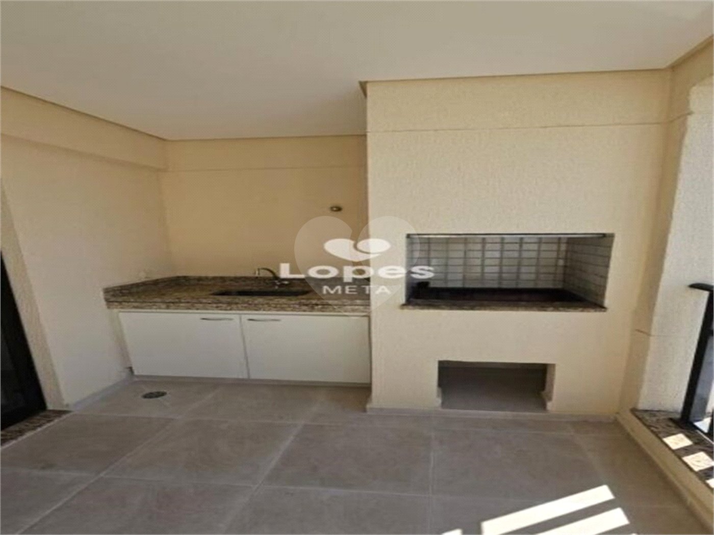 Apartamento à venda com 4 quartos, sendo 1 suíte, em Jardim Esplanada, São José dos Campos, SP