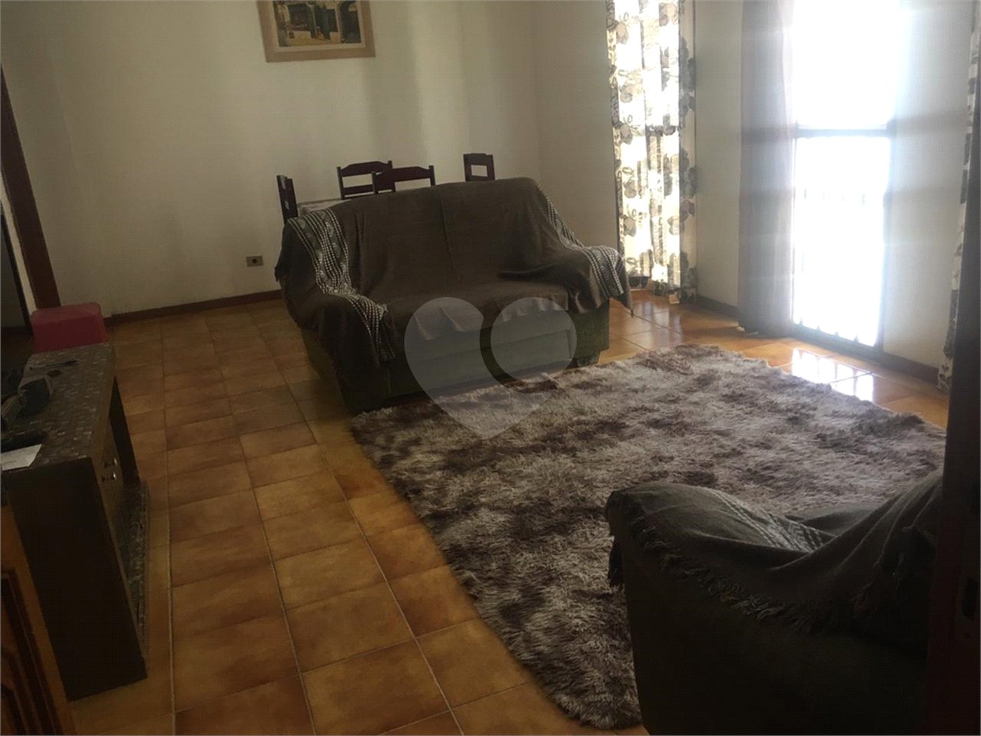 Apartamento à venda com 3 quartos, sendo 1 suíte, em Parque Enseada, Guarujá, SP