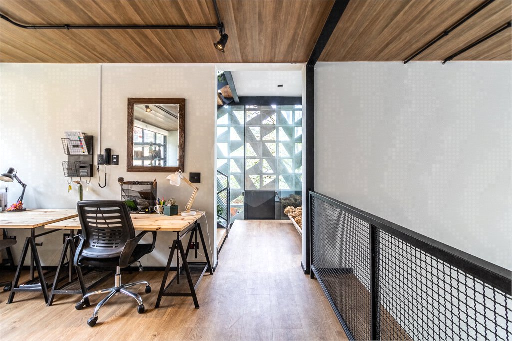 Casa à venda com 4 suítes no condomínio Granja do Morumbi, São Paulo - SP