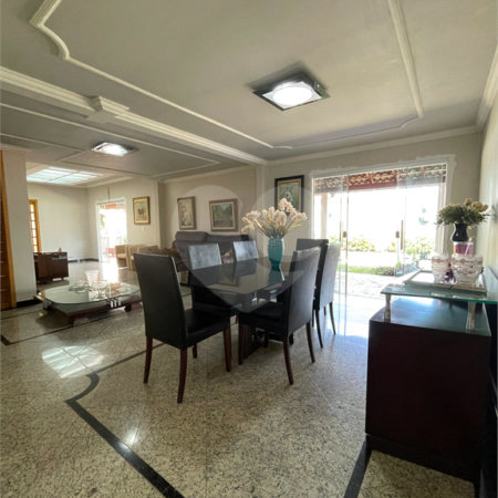 Casa à venda ou para alugar com 4 suítes em Jardim Cuiabá, Cuiabá, MT
