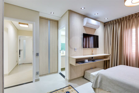 Apartamento à venda com 3 suítes em Jardim Marajoara, São Paulo, SP