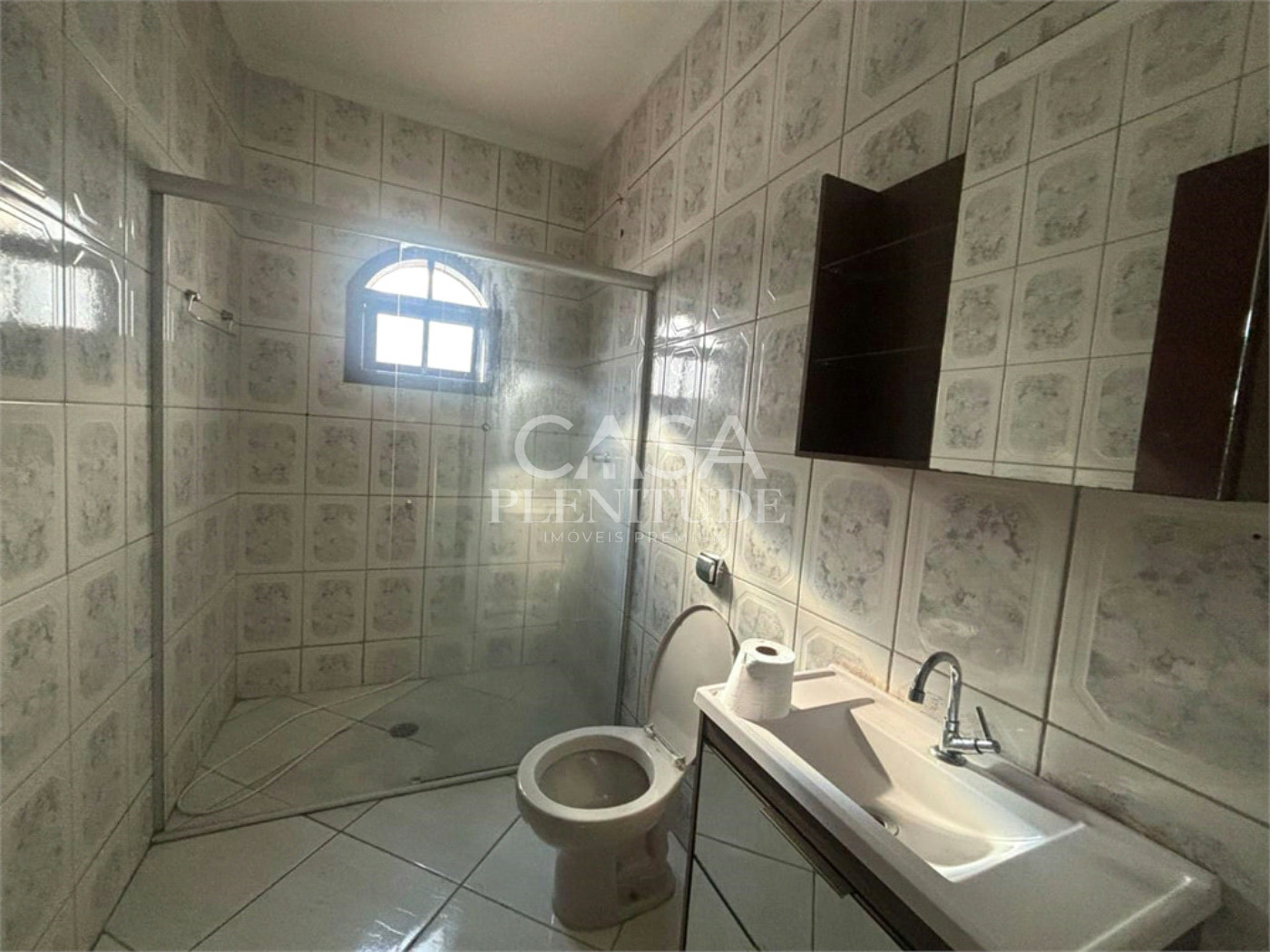 Sobrado à venda com 3 quartos, sendo 1 suíte, em Wanel Ville, Sorocaba, SP