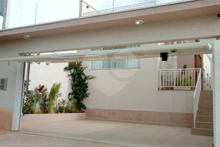 Casa Térrea à venda com 3 quartos, sendo 1 suíte, em Residencial Jardins da Catalunha, Atibaia, SP