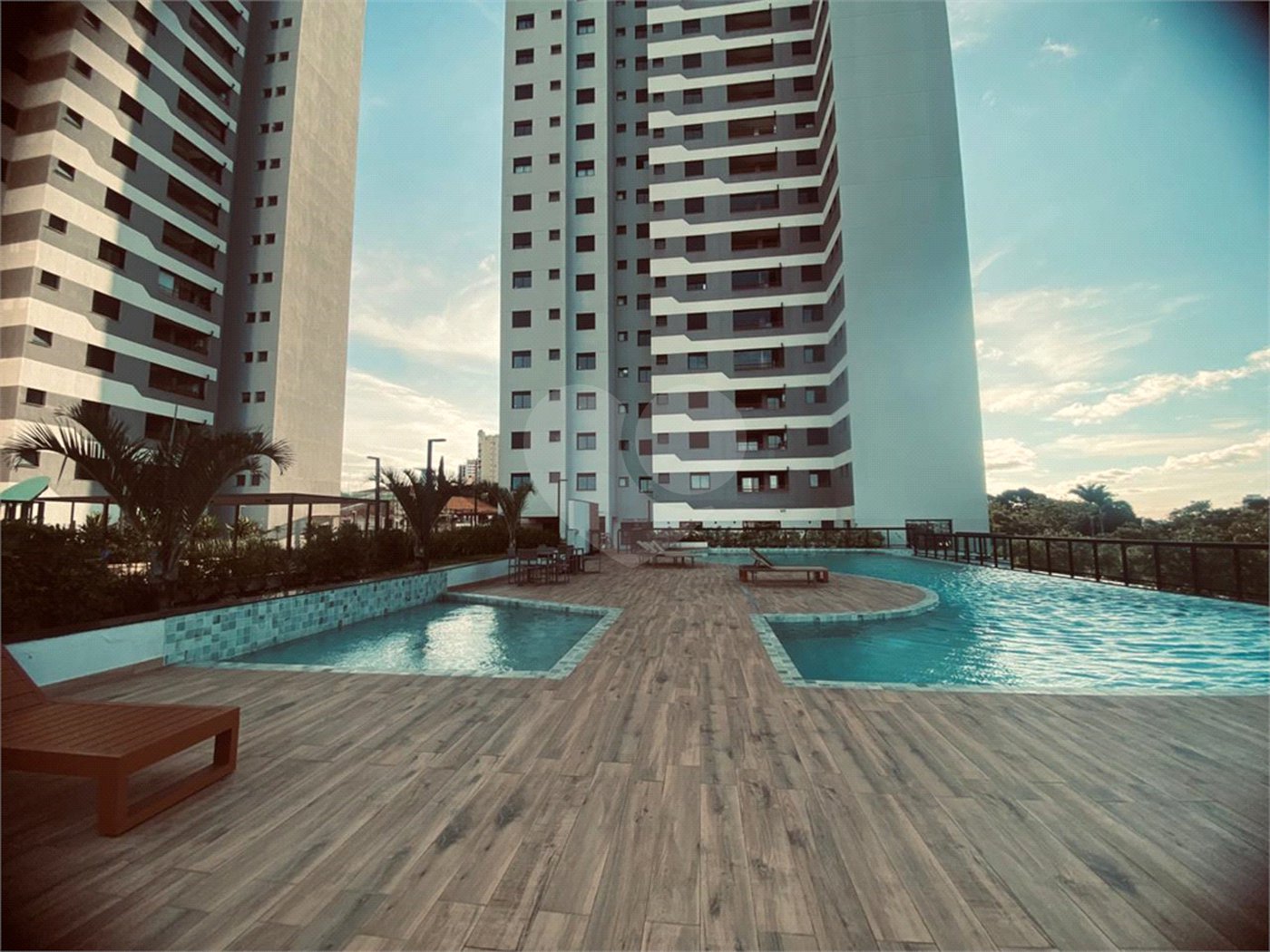 Apartamento para alugar com 3 quartos, sendo 1 suíte, em Jardim Maria José, Votorantim, SP