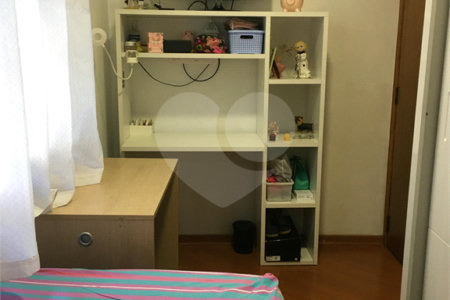 Sobrado à venda com 4 quartos, sendo 3 suítes,  em Jardim Olympia, São Paulo, SP