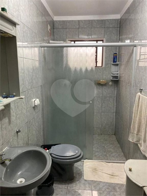 Casa de Vila à venda com 2 quartos, sendo 1 suíte, em Jardim Karolyne, Votorantim, SP