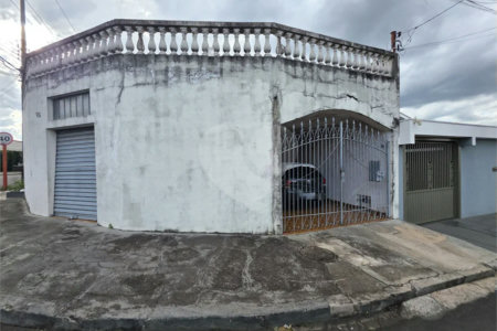 Casa térrea, 2 dormitórios com salão comercial Jd. Nova São Carlos