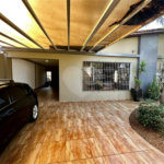 Casa com Piscina e Churrasqueira | 2 Suítes | Edícula | 3 Vagas | 275m²