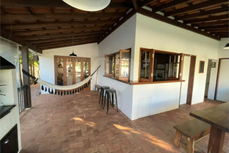 CASA CONDOMINIO DAMHA II