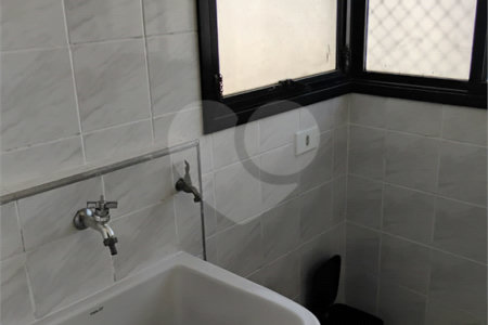 Vende-se apartamento na Vila Mascote