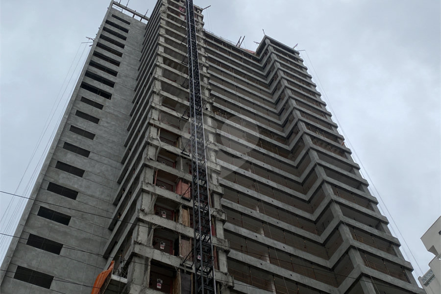 Apartamento à venda com 3 suítes em Santana, São Paulo, SP