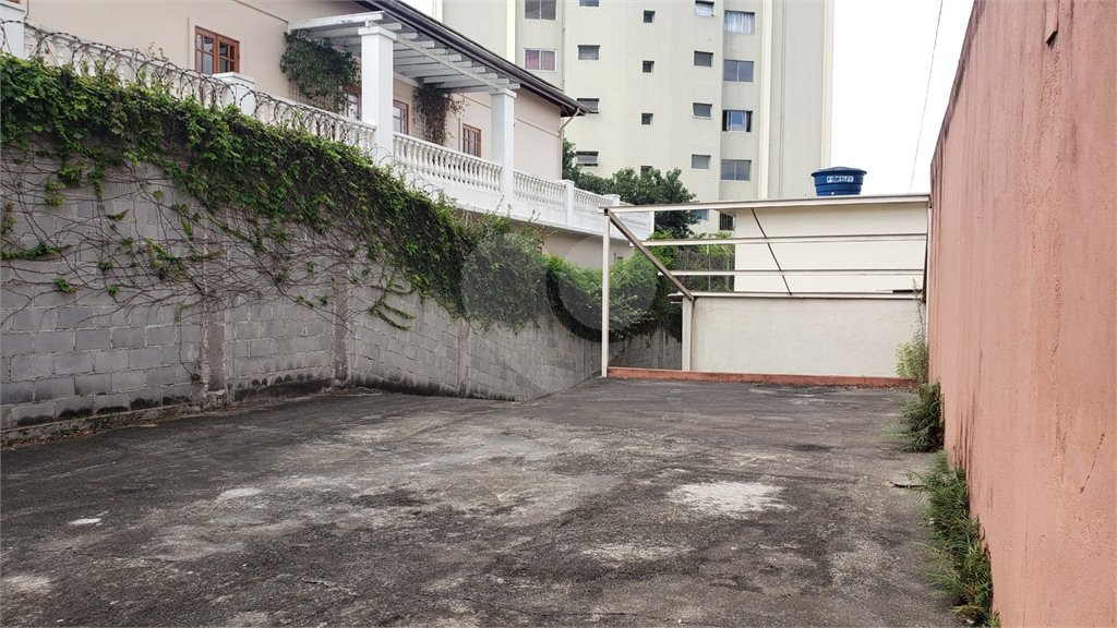Sobrado à venda ou para alugar com 4 quartos em Brooklin Velho, São Paulo, SP