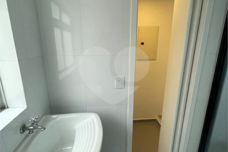 Apartamento à venda com 3 quartos, sendo 2 suítes, em Vila Regente Feijó, São Paulo, SP