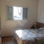 Casa à venda com 3 suítes no condomínio Praça Vitoriano Rodrigues Xavier,35, São Paulo - SP