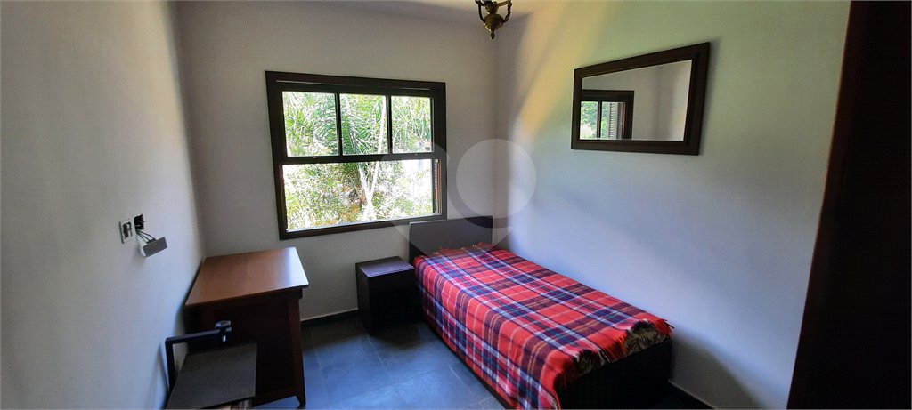 Casa à venda ou para alugar com 4 quartos, sendo 2 suítes, em Mantiqueira, Mairiporã, SP