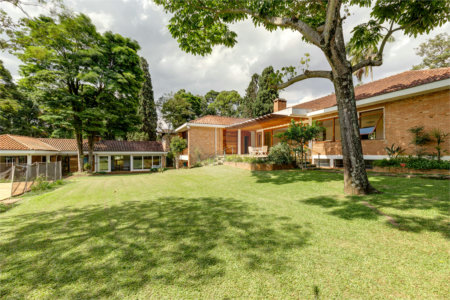 Casa Térrea à venda com 4 quartos, sendo 1 suíte, em Chácara Monte Alegre, São Paulo, SP