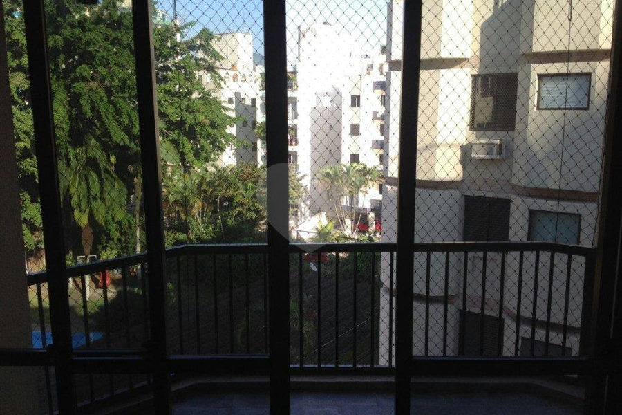 Apartamento à venda com 2 quartos, sendo 1 suíte, em Vila Luis Antônio, Guarujá, SP
