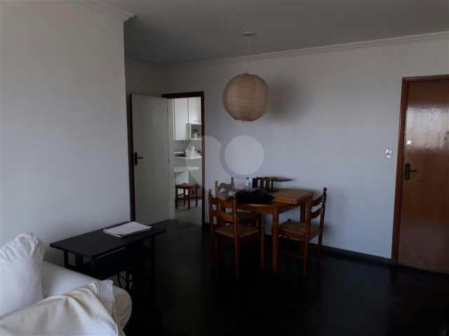 Apartamento à venda com 3 quartos, sendo 1 suíte,  em Chácara Santo Antônio, São Paulo, SP