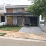 Casa à venda com 3 suítes no condomínio Terras de São Francisco, Sorocaba - SP