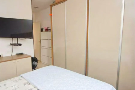 Casa à venda com 3 quartos, sendo 1 suíte, em Jardim Monte Kemel, São Paulo, SP
